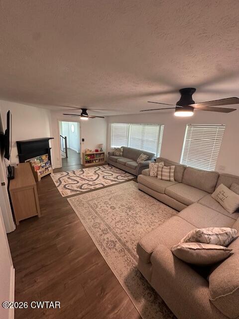 1020 Diggs Road Paris, TN 38242 - Photo 25 of 59 1- Frontroom3