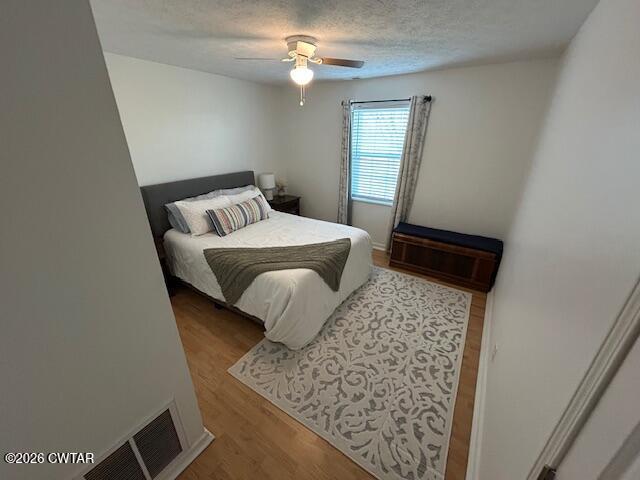 1020 Diggs Road Paris, TN 38242 - Photo 47 of 59 2- Bedroom2