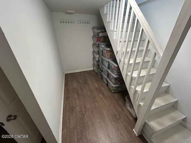 1020 Diggs Road Paris, TN 38242 - Photo 55 of 59 B- Stairwell