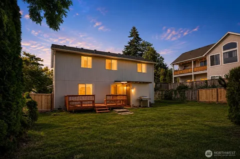 $575,000 | 1235 29th Ave Court Southwest, Puyallup, WA 98373