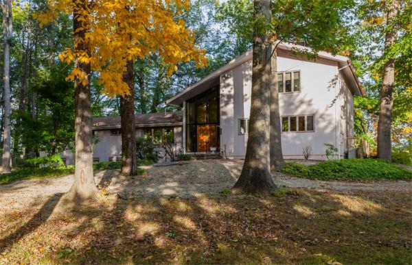 170 River Road Agawam, MA 01001 - Photo 4 of 30 Gallery Image 4