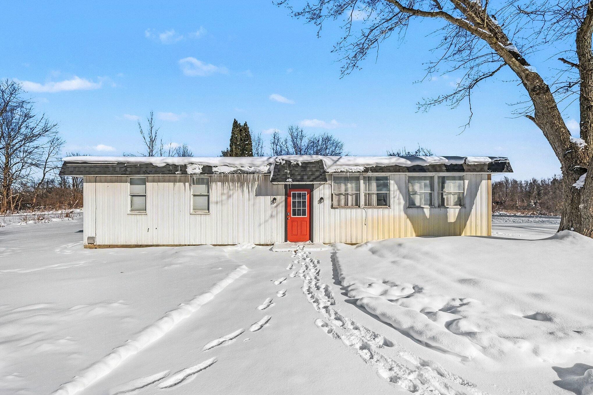 1773 North Newaygo Road Bailey, MI 49303 - Photo 1 of 24 002_file_4853