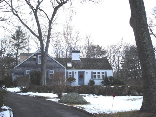 165 Damons Point Road Marshfield, MA 02050 - Photo 1 of 26 Gallery Image 1