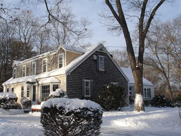 165 Damons Point Road Marshfield, MA 02050 - Photo 3 of 26 Gallery Image 3