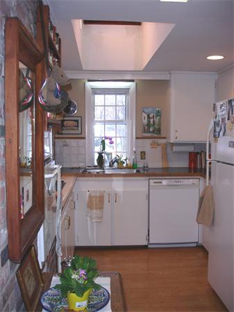 165 Damons Point Road Marshfield, MA 02050 - Photo 10 of 26 Gallery Image 10