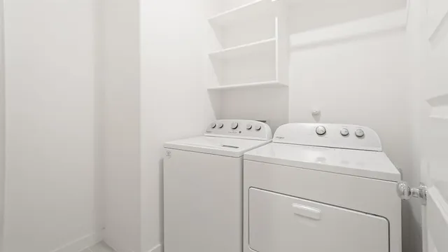 $2,400 | 465 Chase Creek Drive, Lavon, TX 75166