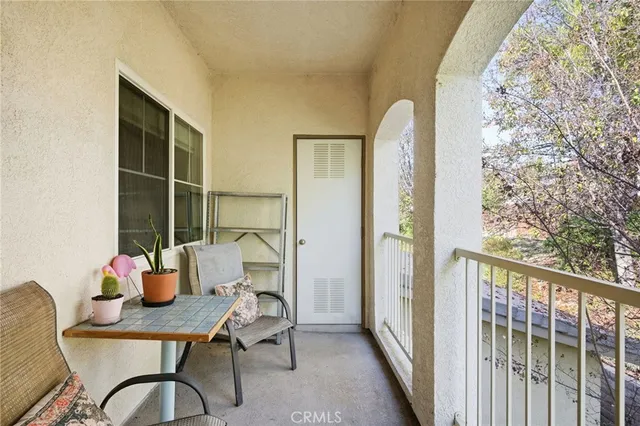 $314,999 | 26450 Arboretum Way, Unit 1006, Murrieta, CA 92563