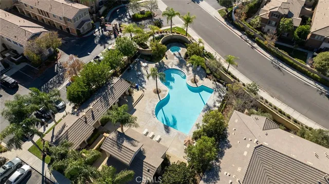 $314,999 | 26450 Arboretum Way, Unit 1006, Murrieta, CA 92563