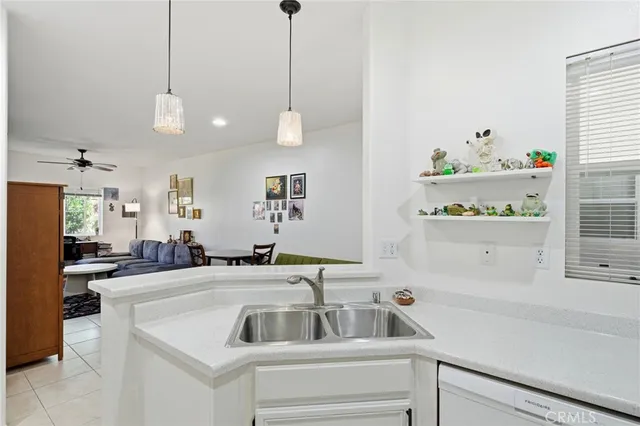 $314,999 | 26450 Arboretum Way, Unit 1006, Murrieta, CA 92563