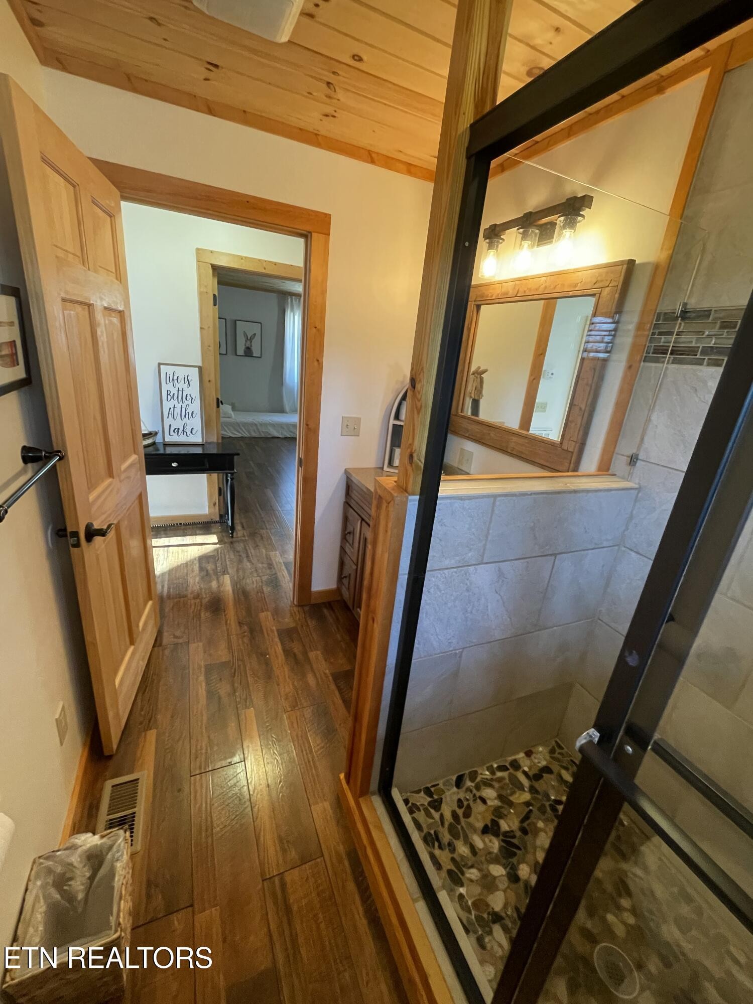 625 Bluff View Road New Tazewell, TN 37825 - Photo 23 of 57