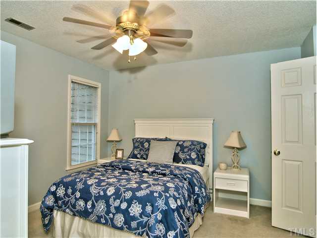4527 Hershey Court Raleigh, NC 27613 - Photo 12 of 25 Gallery Image 12