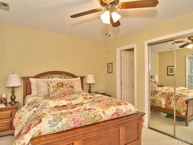 4527 Hershey Court Raleigh, NC 27613 - Photo 9 of 25 Gallery Image 9