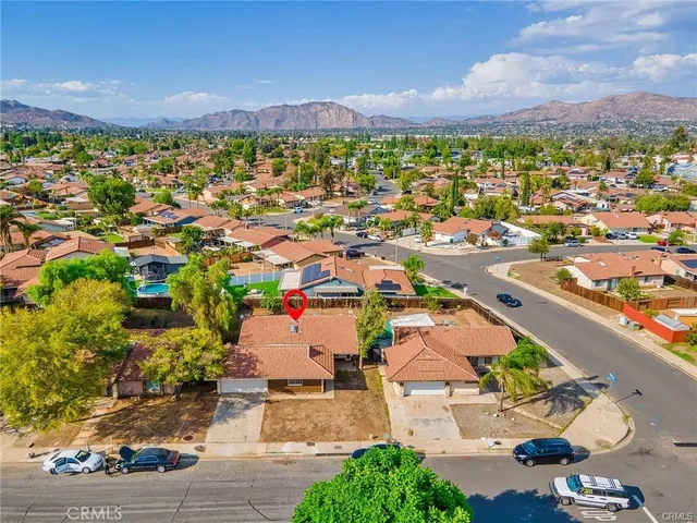 $2,950 | 23850 Suncrest Avenue, Moreno Valley, CA 92553