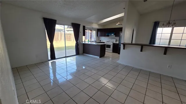 $3,050 | 23850 Suncrest Avenue, Moreno Valley, CA 92553