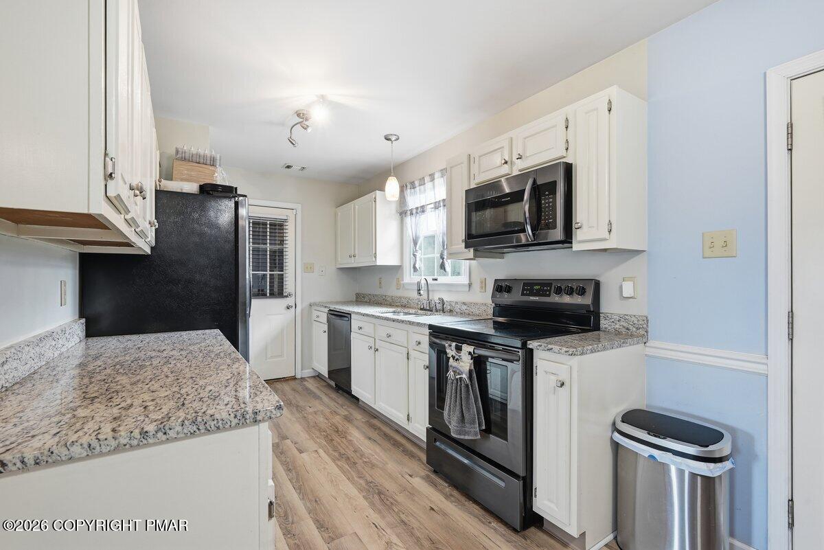 5682 Cherry Valley Road Stroudsburg, PA 18360 - Photo 37 of 55 004_DSC_0036