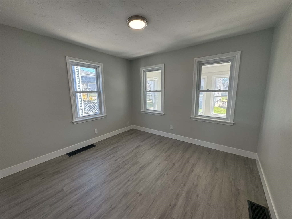 19 Weir Avenue Taunton, MA 02780 - Photo 23 of 29