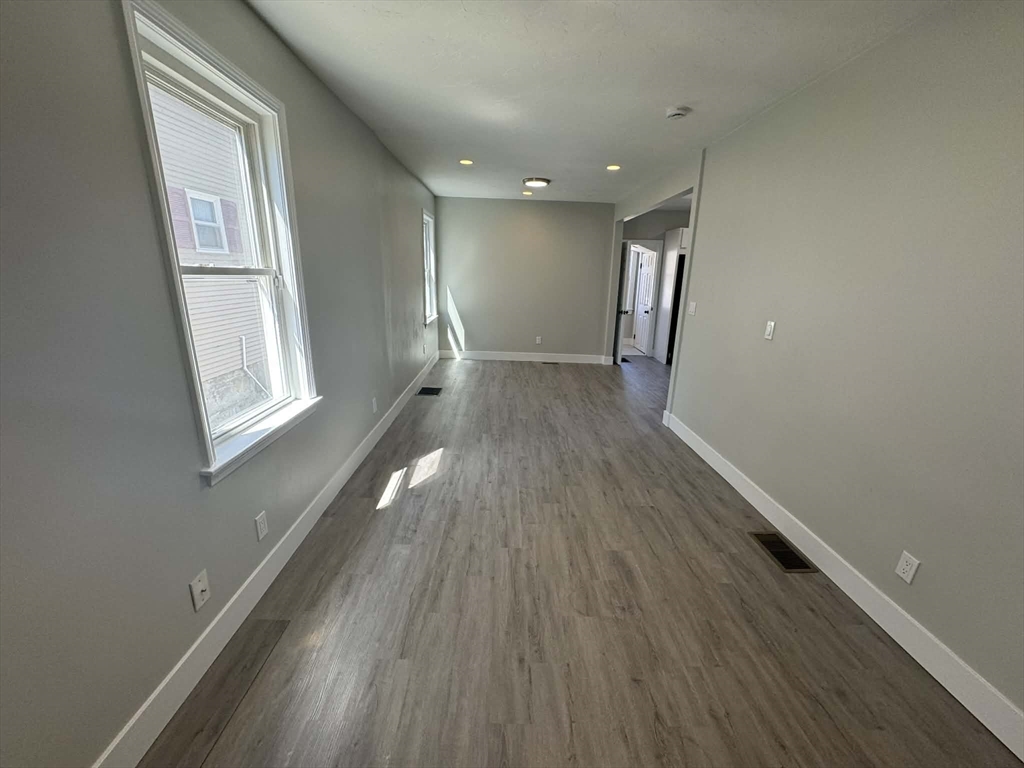 19 Weir Avenue Taunton, MA 02780 - Photo 3 of 29