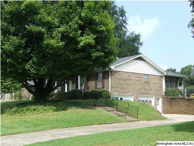 208 5th Way Pleasant Grove, AL 35127 - Photo 2 of 32