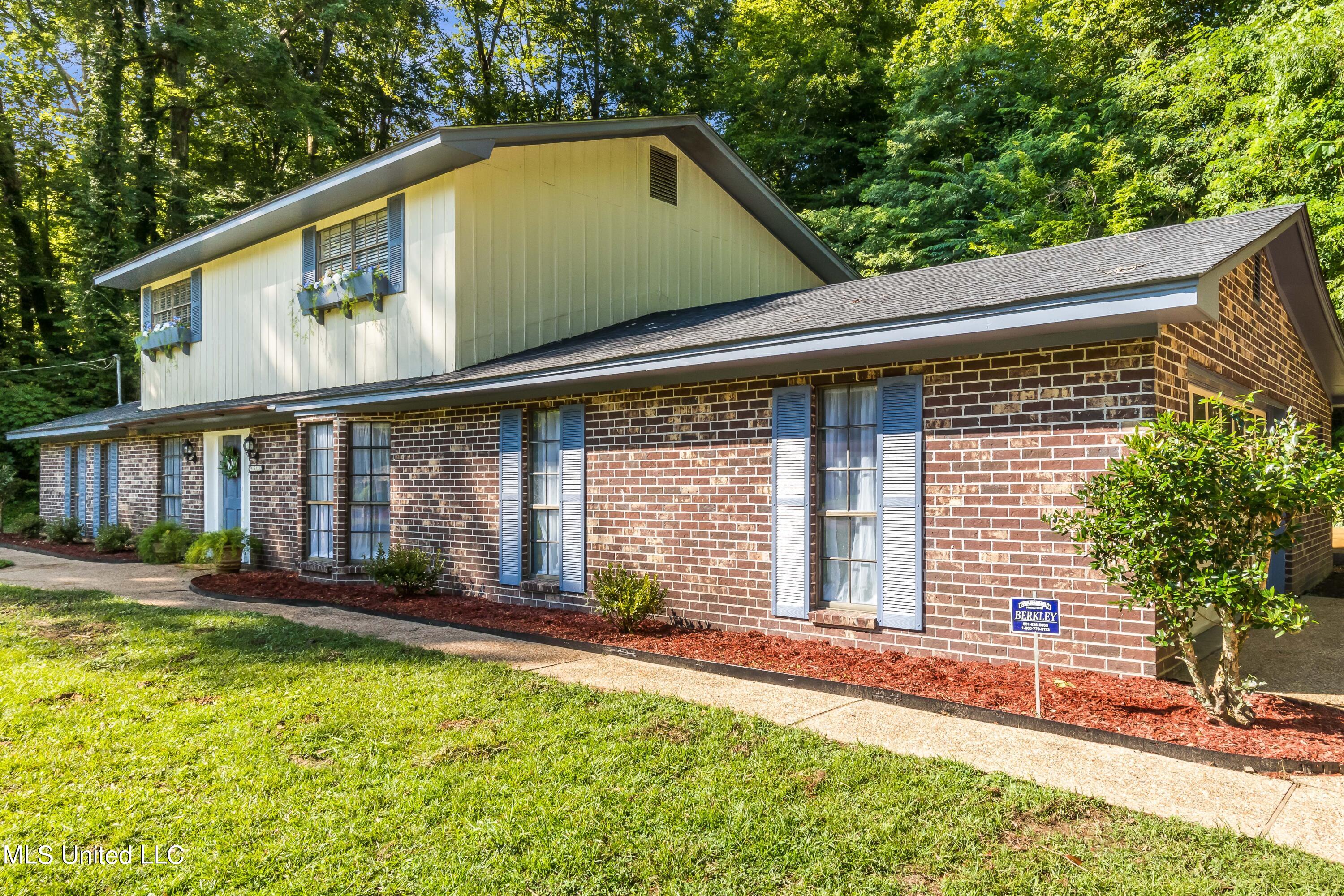 4922 Halls Ferry Road Vicksburg, MS 39180 - Photo 9 of 43 4922 Halls Ferry-2