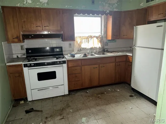 $134,900 | 615 Cornell Avenue, Webster Groves, MO 63119