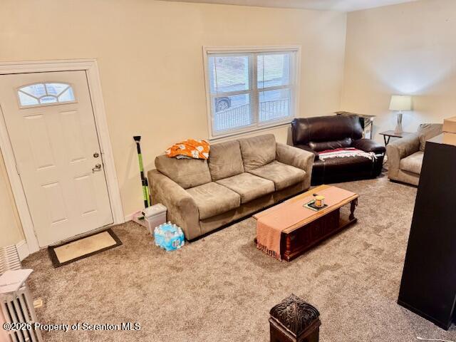 815 Monroe Avenue Scranton, PA 18510 - Photo 3 of 38 Monroe Living room
