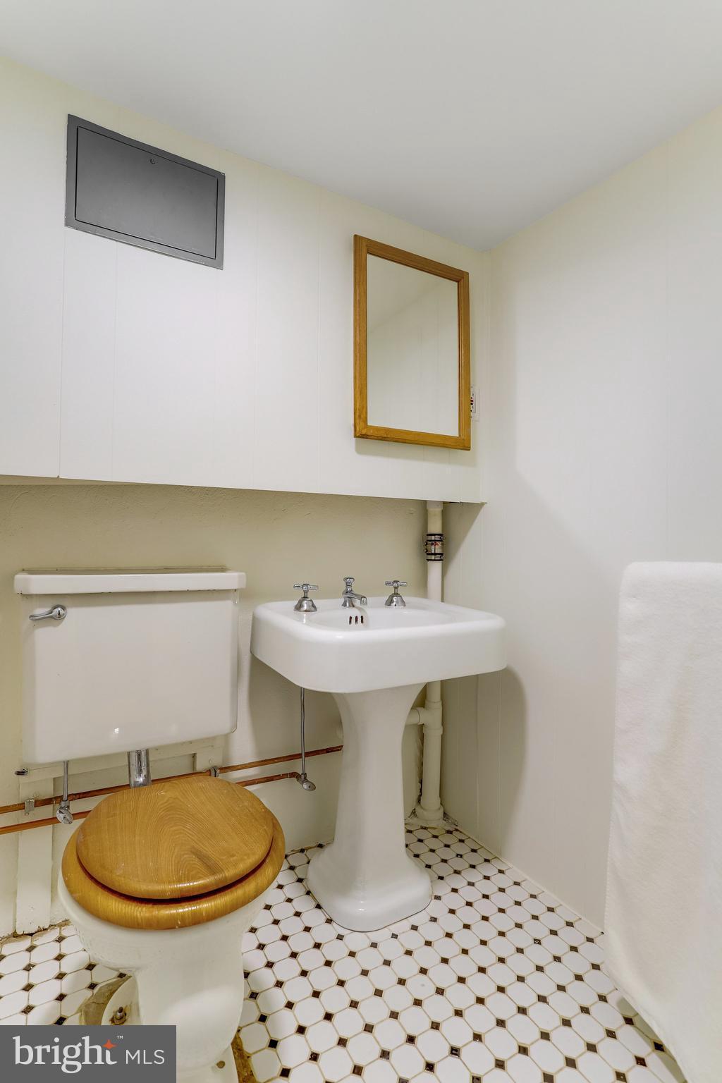 2436 North Glebe Road Arlington, VA 22207 - Photo 47 of 74 Half bath with pedestal sink