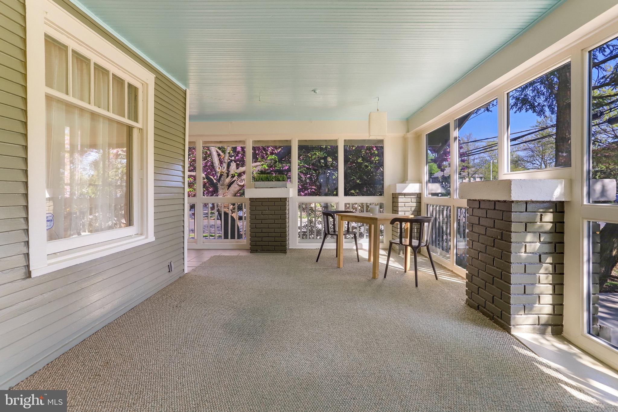 2436 North Glebe Road Arlington, VA 22207 - Photo 55 of 74 Sky blue ceiling...