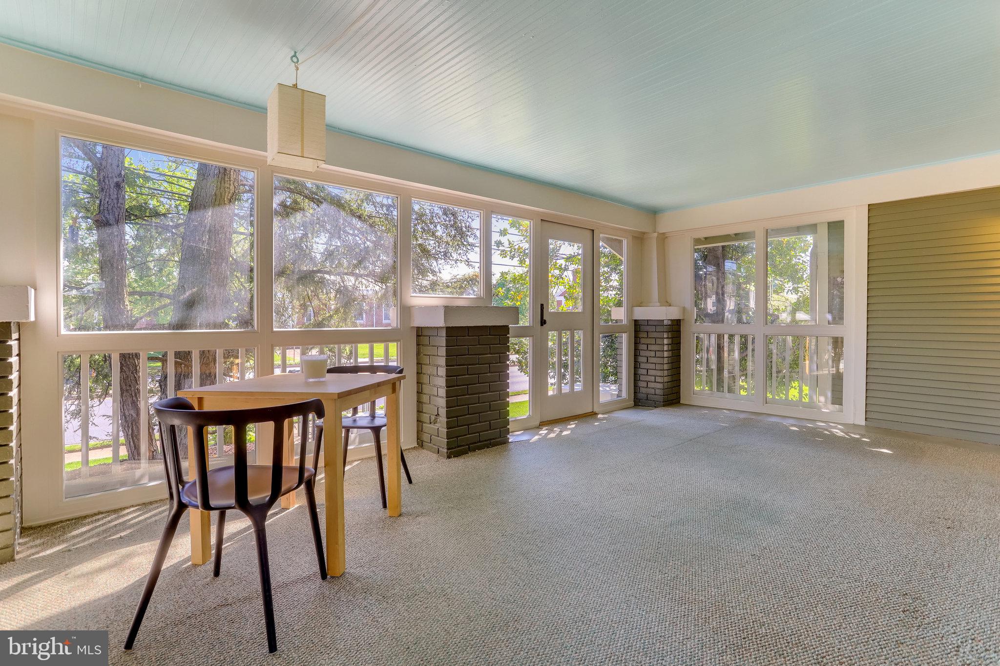 2436 North Glebe Road Arlington, VA 22207 - Photo 57 of 74 Enjoy the natural daylight...