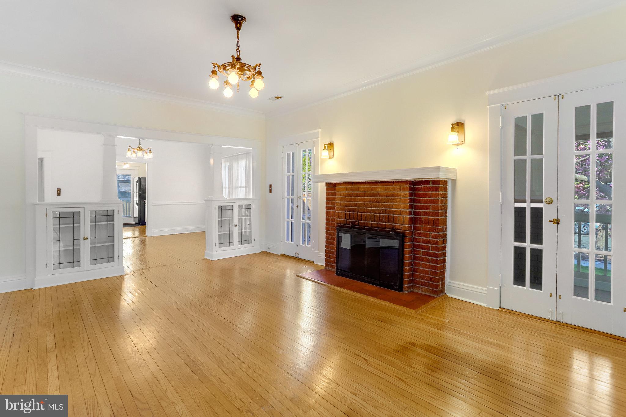 2436 North Glebe Road Arlington, VA 22207 - Photo 6 of 74 Check out the french doors...four sets!