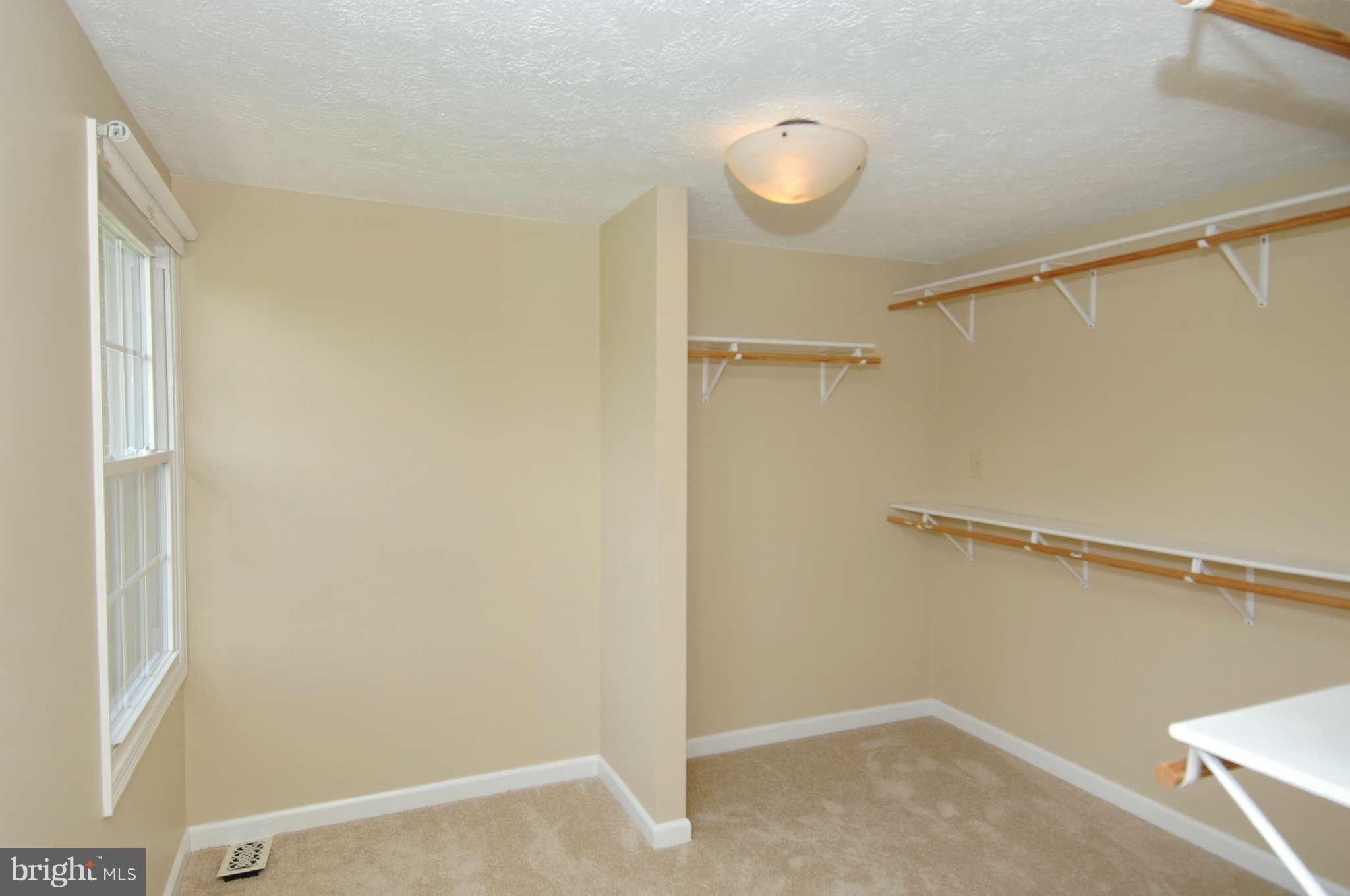 1109 Riva Ridge Drive Great Falls, VA 22066 - Photo 17 of 27 Interior (General)