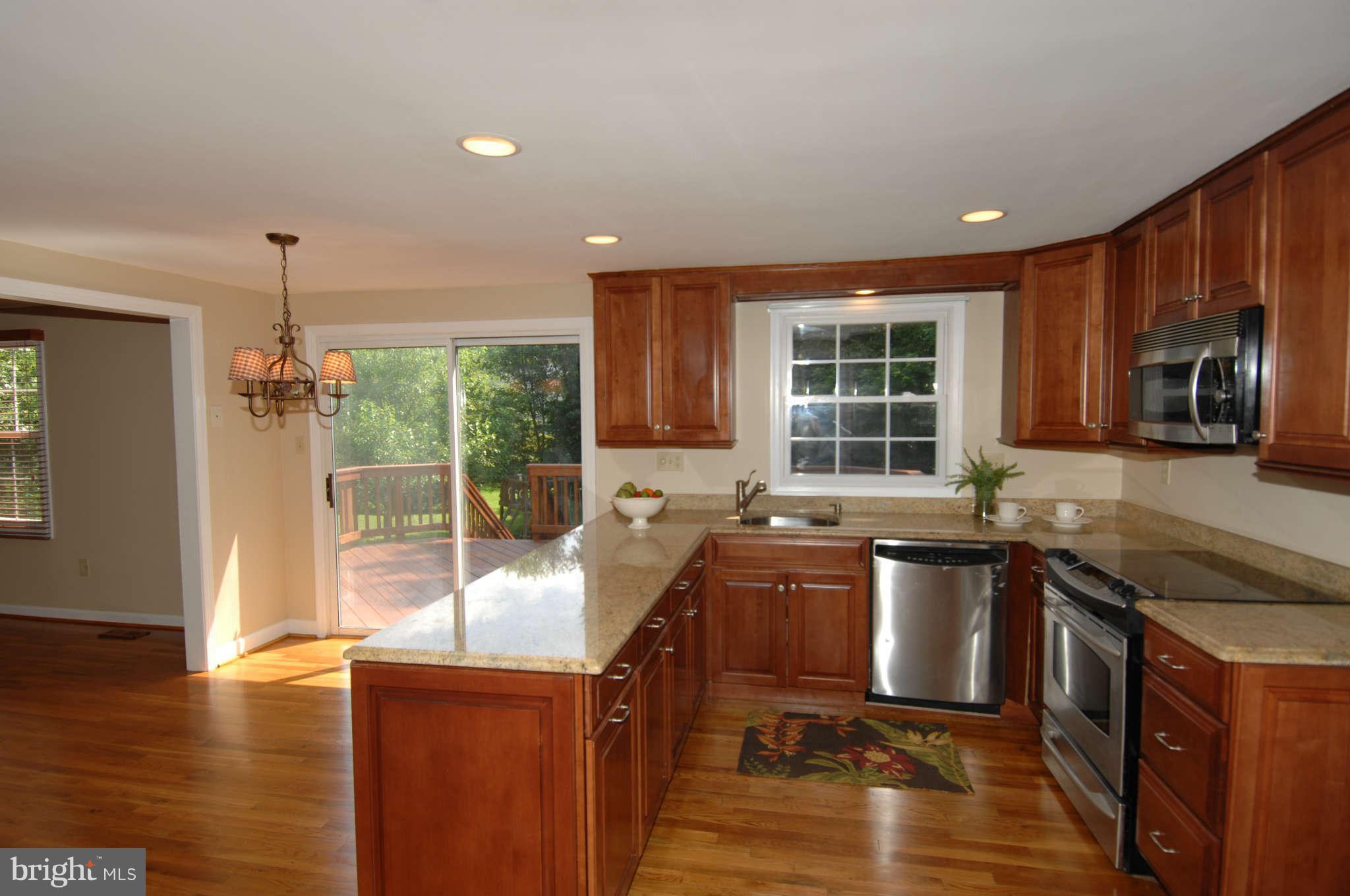 1109 Riva Ridge Drive Great Falls, VA 22066 - Photo 6 of 27 Kitchen