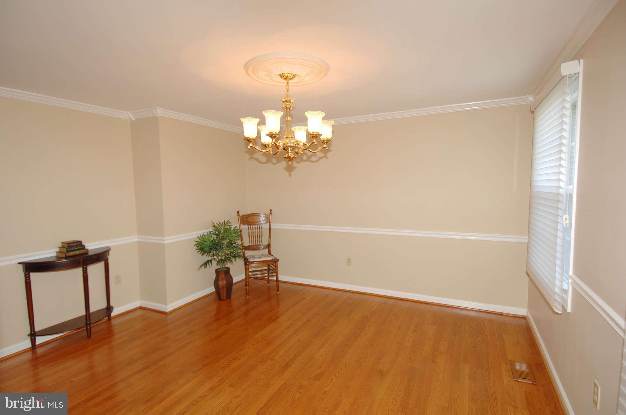 1109 Riva Ridge Drive Great Falls, VA 22066 - Photo 10 of 27 Dining Room