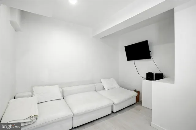 $284,900 | 156 Country Ridge Drive, Red Lion, PA 17356