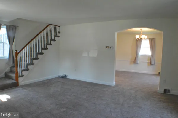 $3,300 | 4600 3rd Street North, Arlington, VA 22203