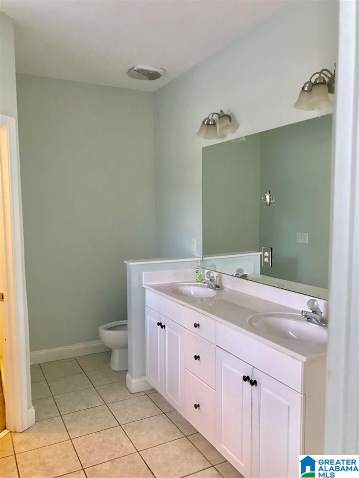 308 Creekside Lane Pelham, AL 35124 - Photo 11 of 24
