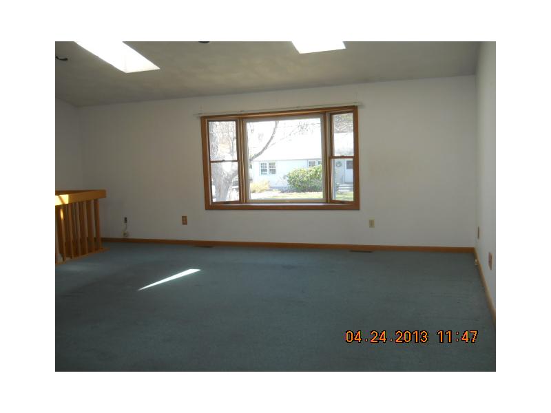 65 Spring Grove Avenue Warwick, RI 02889 - Photo 7 of 18 Living Room.