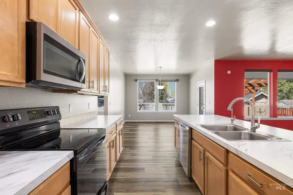 $414,900 | 2718 Cyan Avenue, Caldwell, ID 83605