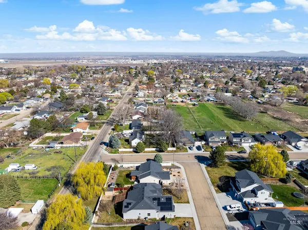 $414,900 | 2718 Cyan Avenue, Caldwell, ID 83605