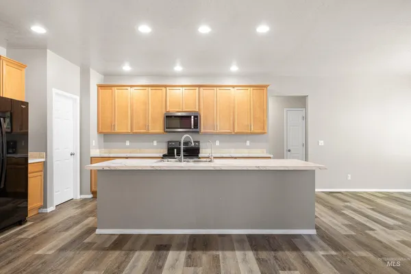 $414,900 | 2718 Cyan Avenue, Caldwell, ID 83605