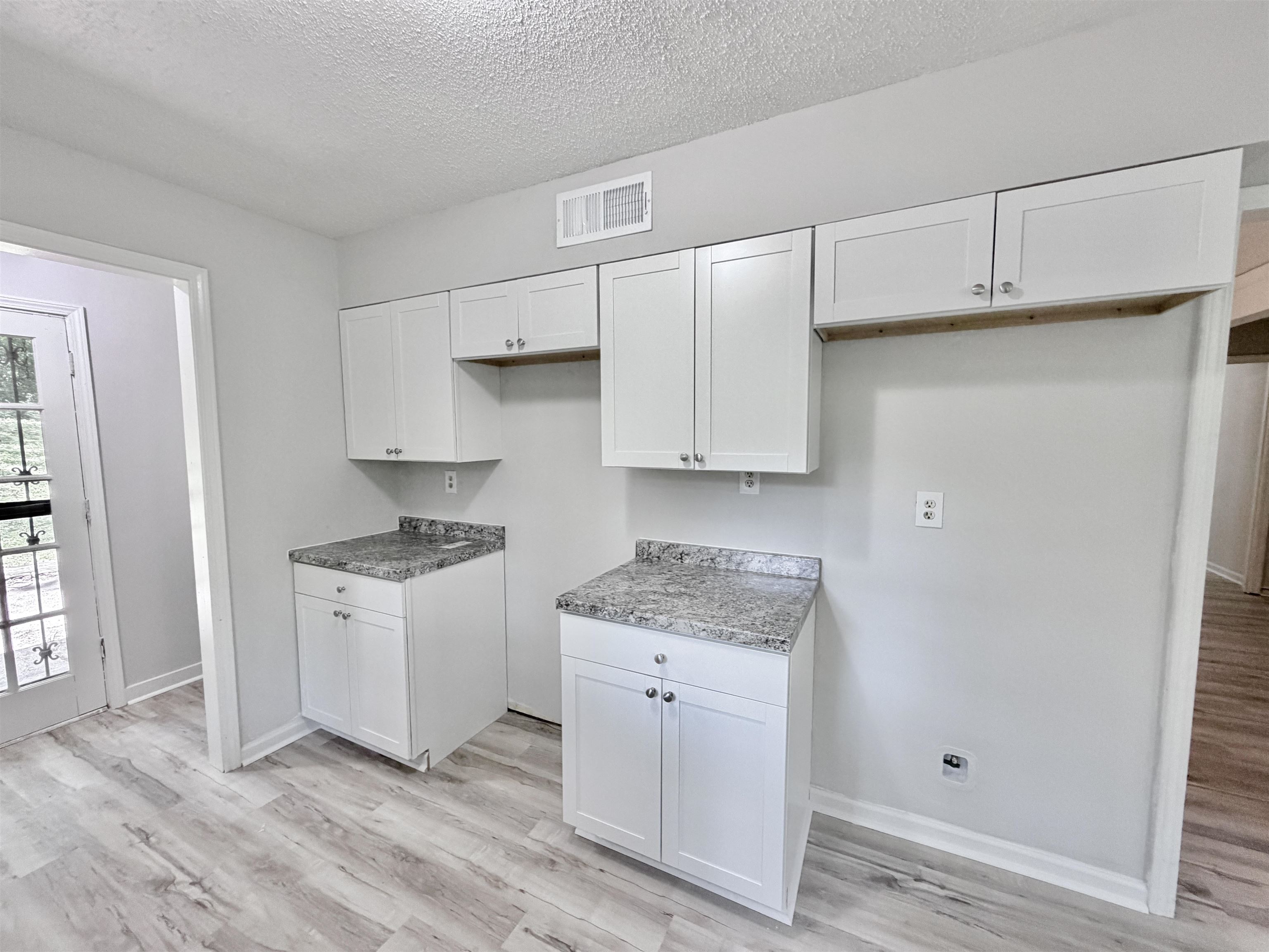 4278 Auburn Road Memphis, TN 38116 - Photo 10 of 28 Kitchen
