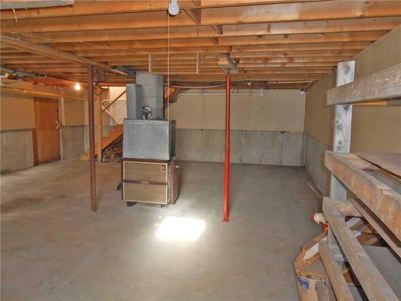 47 South Chester Road Lincoln, ME 04457 - Photo 7 of 29 Other.