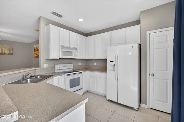 $1,900 | 7152 Stonelion Circle, Jacksonville, FL 32256