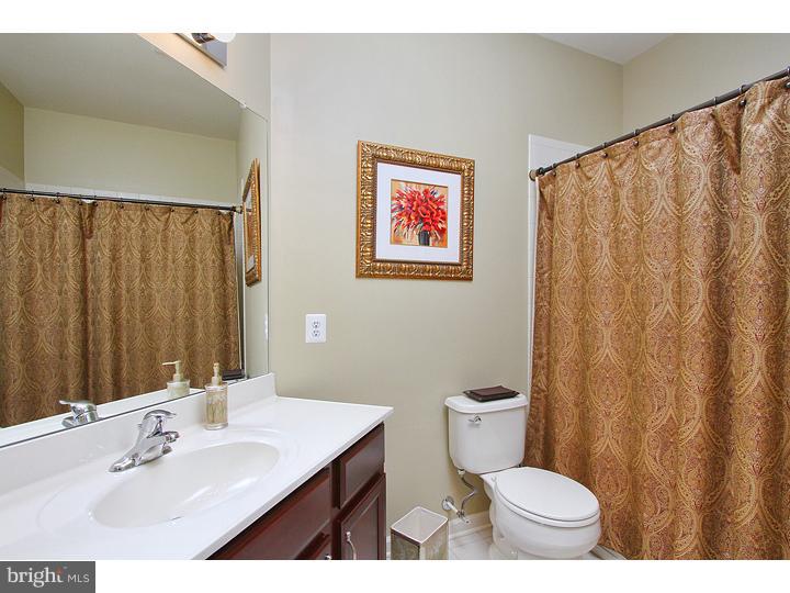 2 Alexis Court Mickleton, NJ 08056 - Photo 22 of 25 Bathroom