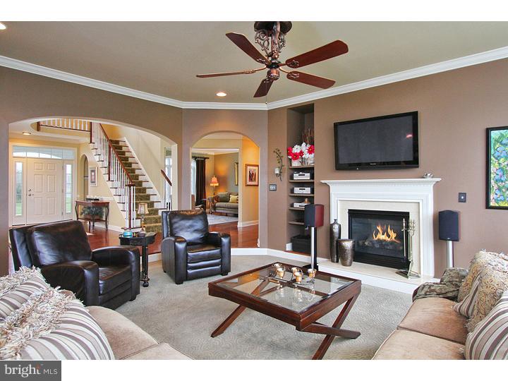 2 Alexis Court Mickleton, NJ 08056 - Photo 6 of 25 Family Room