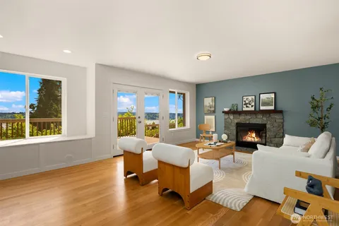 $974,998 | 8226 Granite Drive Northwest, Gig Harbor, WA 98329