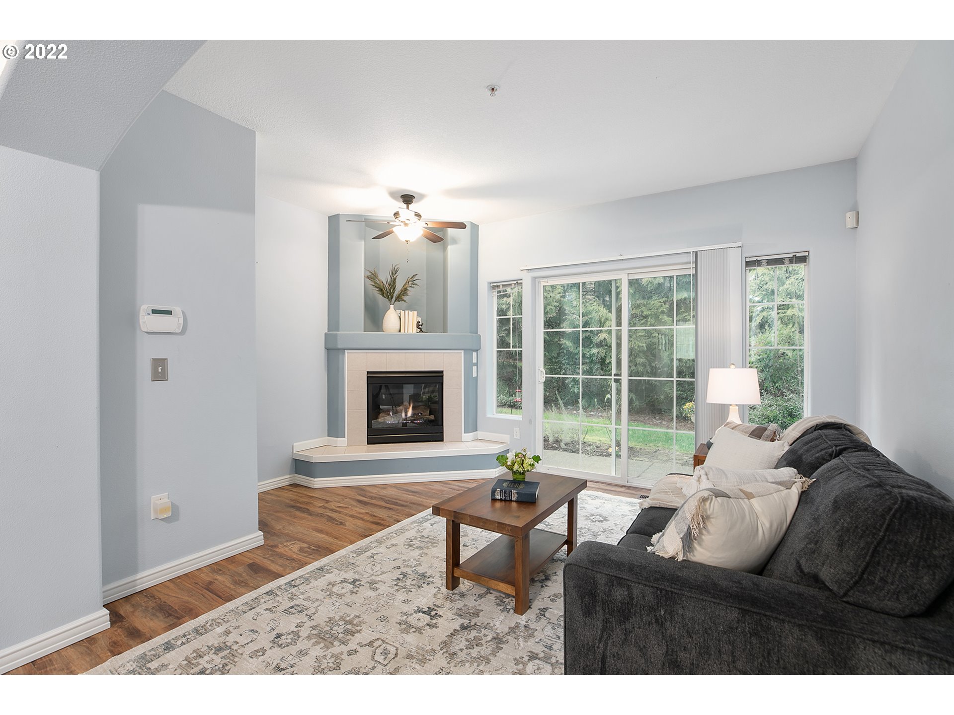 15200 Southwest Sparrow Loop, Unit 103 Beaverton, OR 97007 - Photo 3 of 28 Gallery Image 3