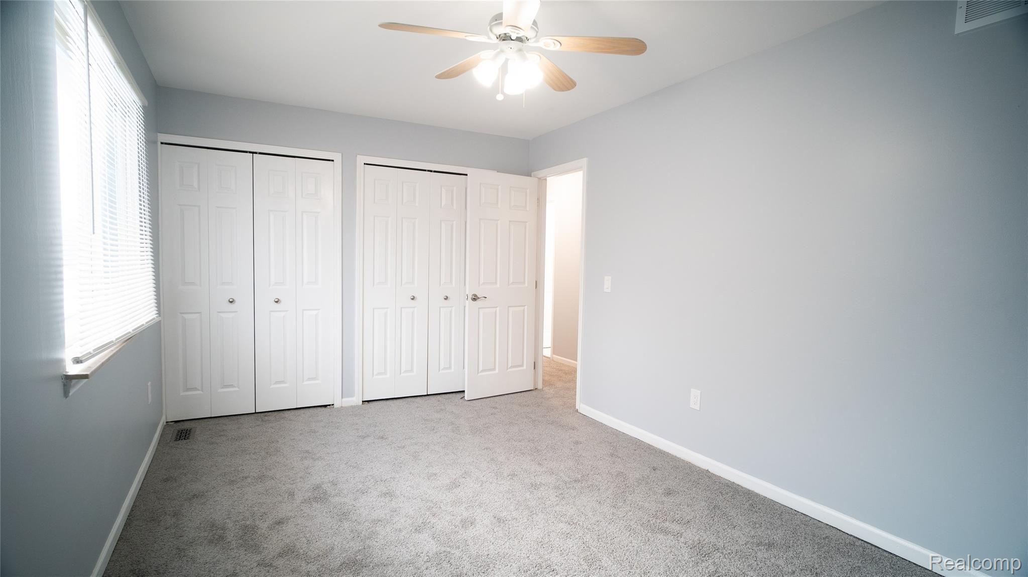 45930 Cider Mill Road Novi, MI 48374 - Photo 32 of 41 DSC09691.jpg