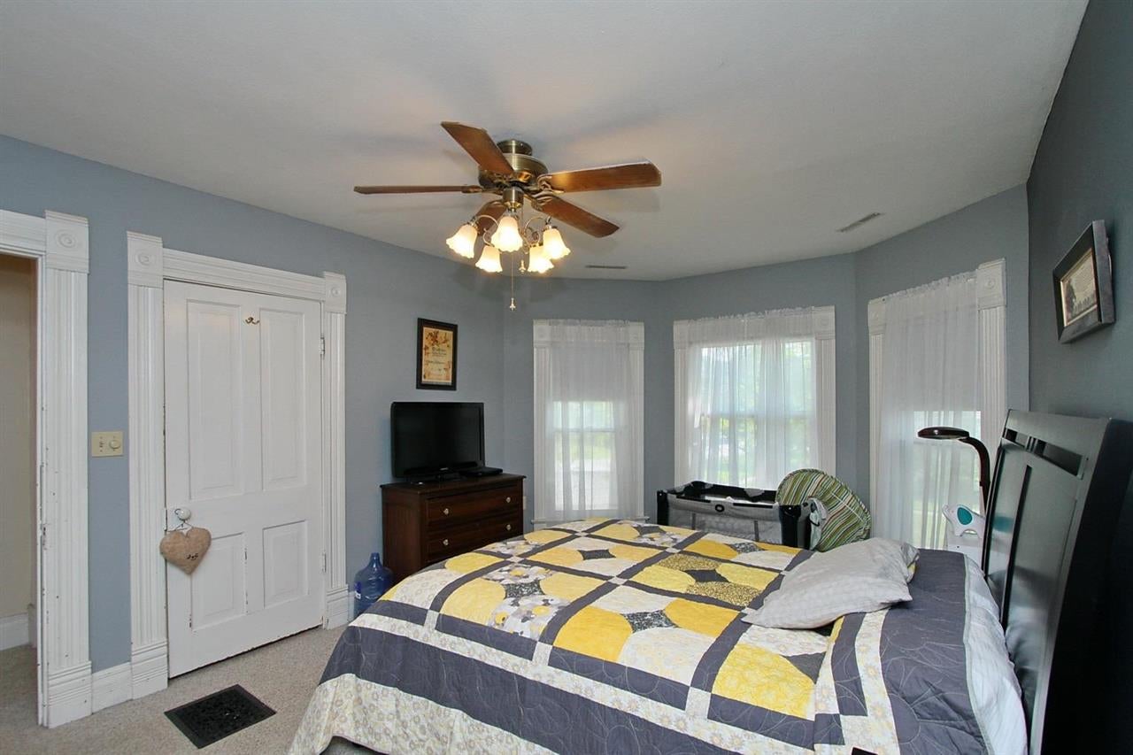 270 East 3rd Street Riverside, IA 52327 - Photo 27 of 47 Gallery Image 27