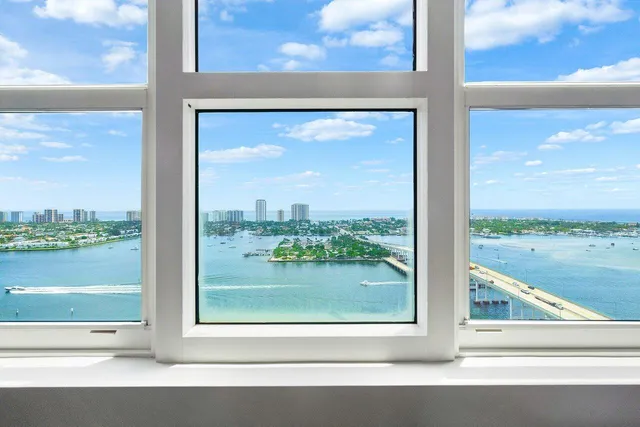 $5,250 | 2640 Lake Shore Drive, Unit 2609, Riviera Beach, FL 33404