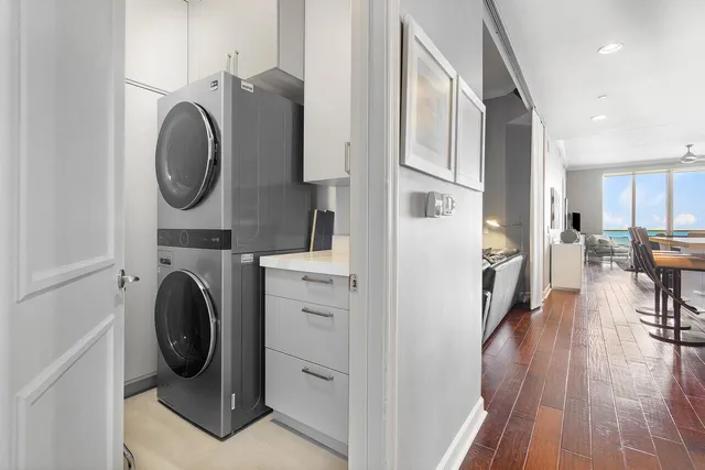 $5,250 | 2640 Lake Shore Drive, Unit 2609, Riviera Beach, FL 33404